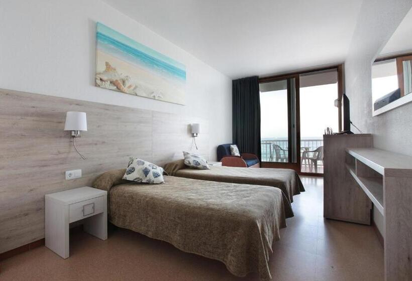 스탠다드 룸 바다 전망, Maria Teresa