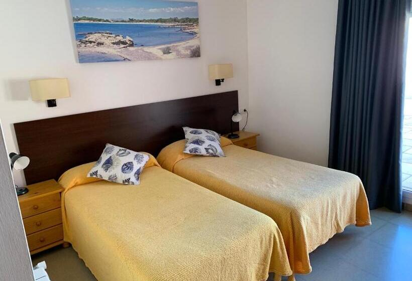 이코노미 룸, Maria Teresa