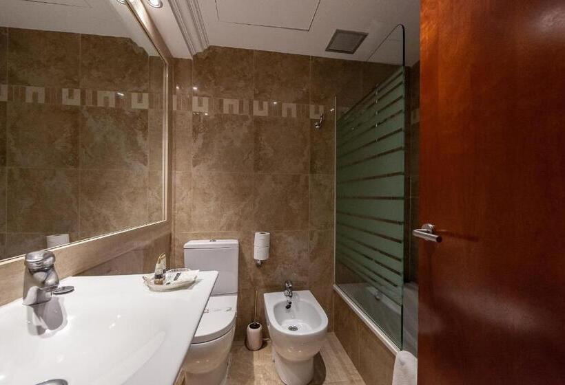 家庭间, Montecarlo Spa & Wellness