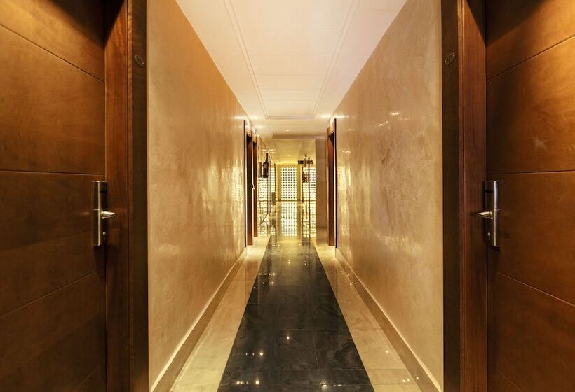 家庭间, Montecarlo Spa & Wellness