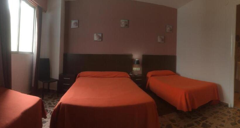 标准三人间, Nou Rocamar