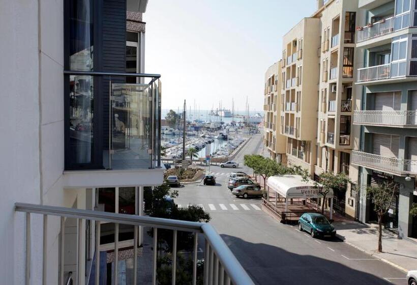 家庭间, Nou Rocamar