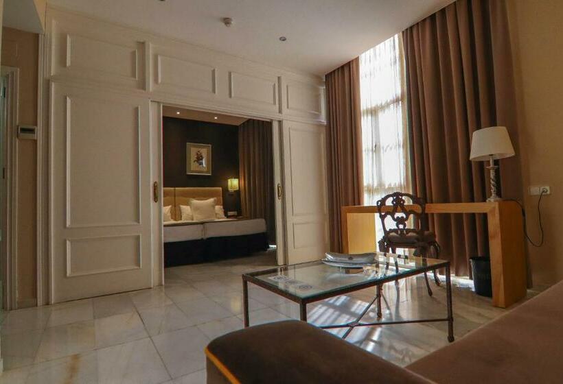 سوییت جونیور, San Gil