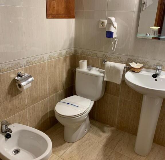 غرفة قياسية ثلاثية, Tarull