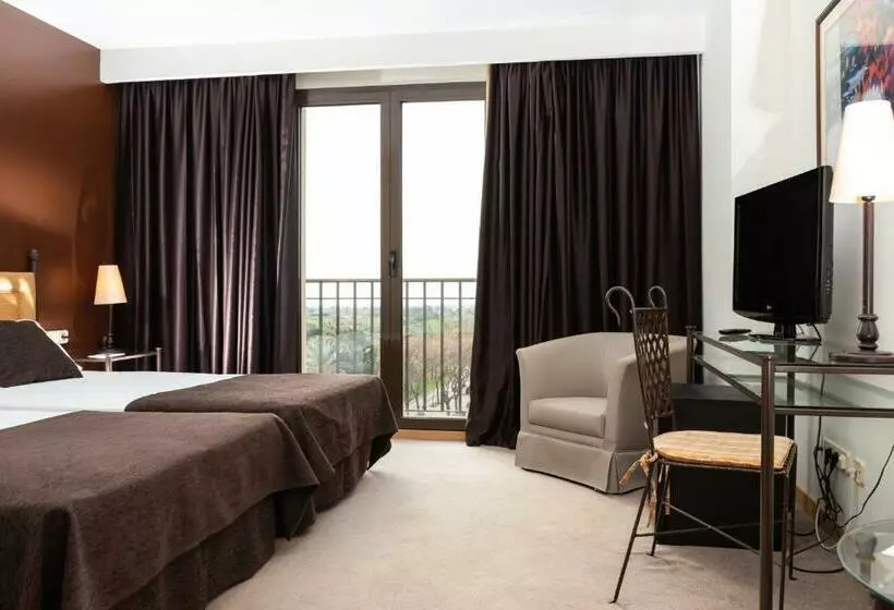 اتاق استاندارد, Termes Montbrio Hotel & Spa