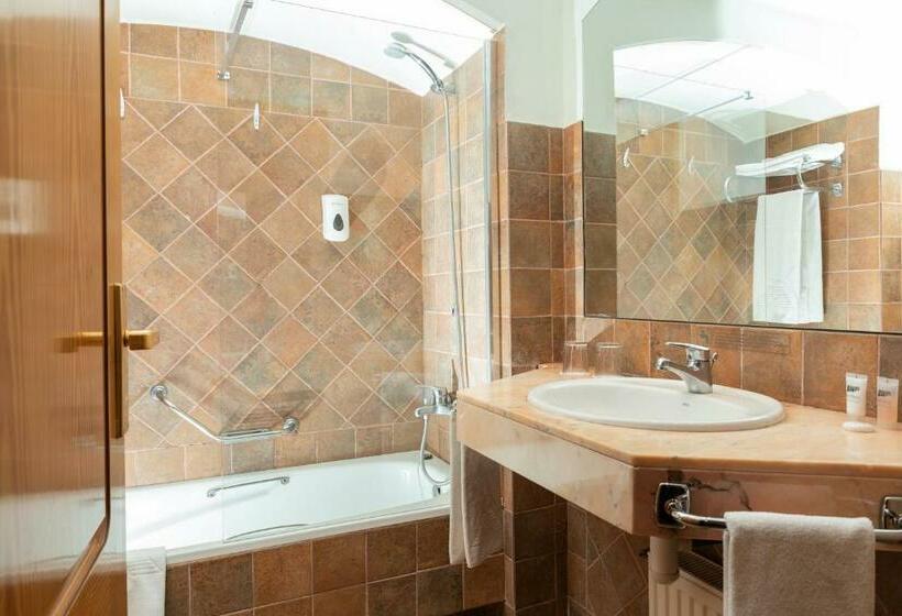 수피리어 룸, Termes Montbrio Hotel & Spa