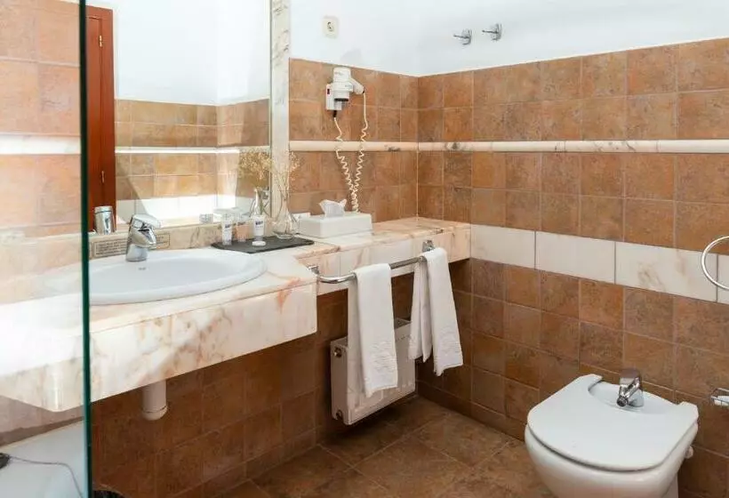 اتاق لوکس, Termes Montbrio Hotel & Spa