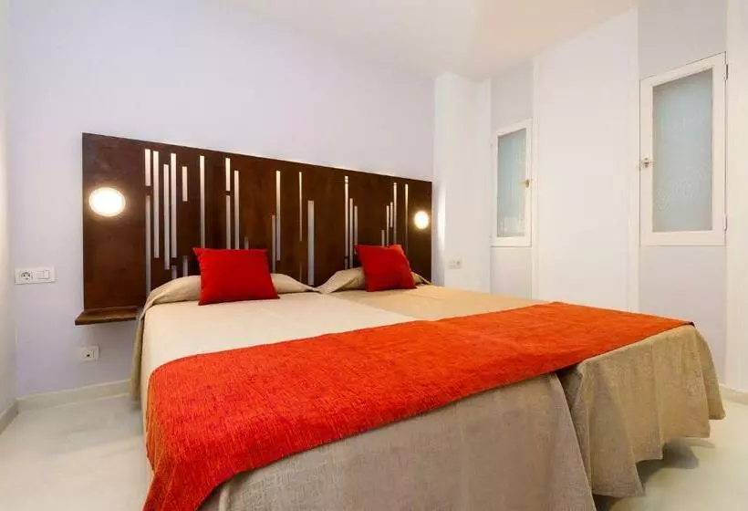 اتاق استاندارد با اتاق نشیمن, Kn Aparthotel Columbus