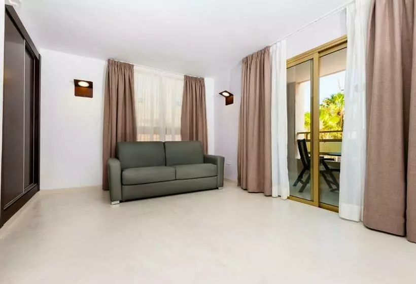 اتاق استاندارد با اتاق نشیمن, Kn Aparthotel Columbus