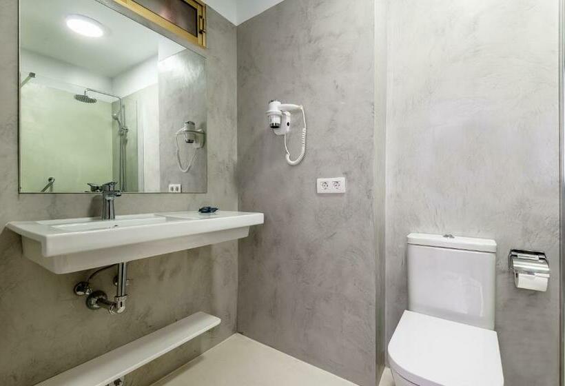 اتاق استاندارد با اتاق نشیمن, Kn Aparthotel Columbus