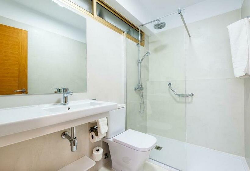 اتاق استاندارد با اتاق نشیمن, Kn Aparthotel Columbus