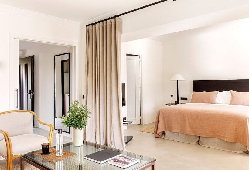 جناح مزود بحمام سباحة, Mas De Torrent Hotel & Spa, Relais & Châteaux