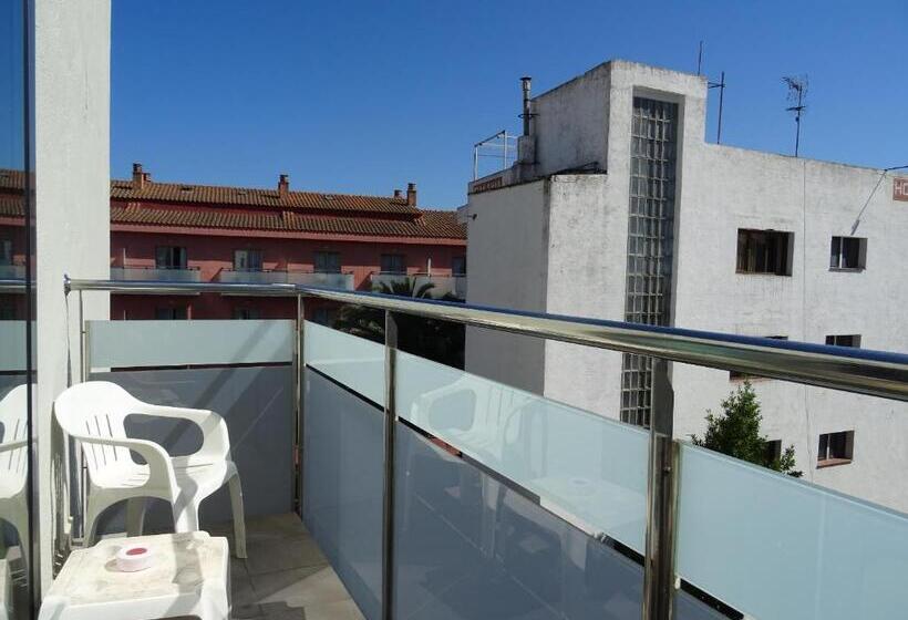 غرفة قياسية ثلاثية, Tossamar