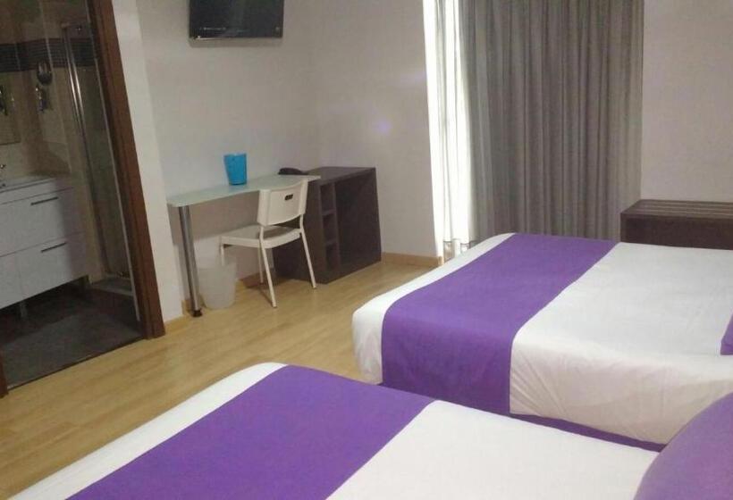 غرفة قياسية رباعية, Tossamar