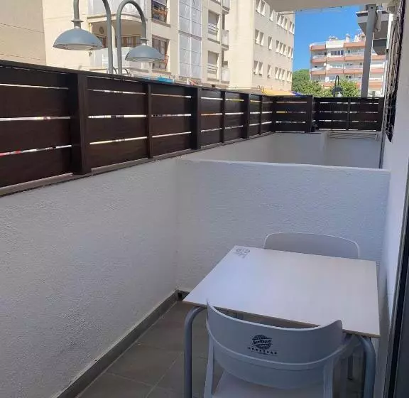 Appartement met 1 Slaapkamer en Balkon, Tossamar