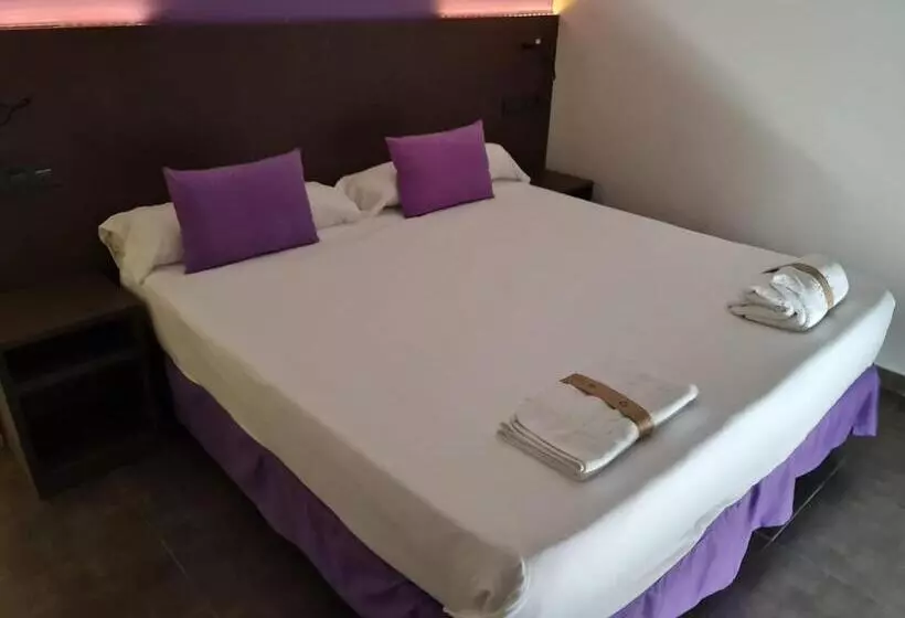 Appartement met 1 Slaapkamer en Balkon, Tossamar