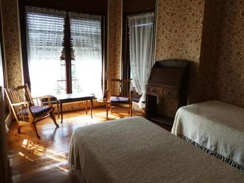 Basic Kolmen Hengen Huone, Hostal Rita Belvedere
