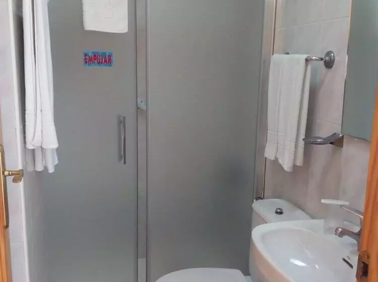 スタンダードシングルルーム, Hostal Rural Montual