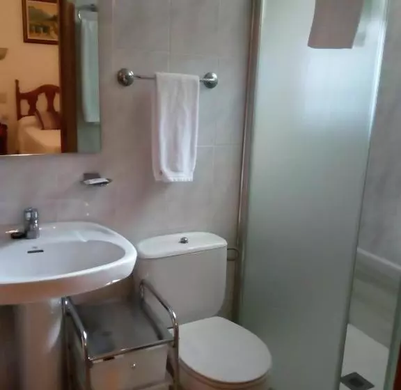 スタンダードシングルルーム, Hostal Rural Montual