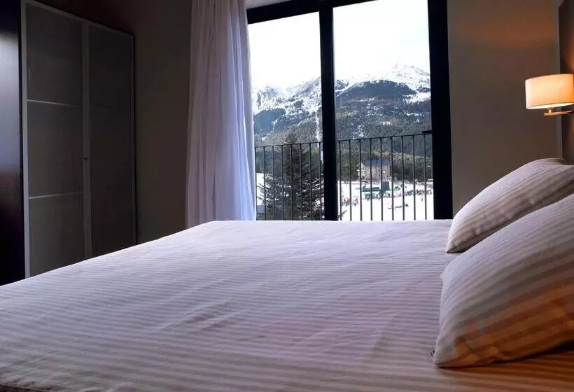 اتاق سوپریور, Hg La Molina