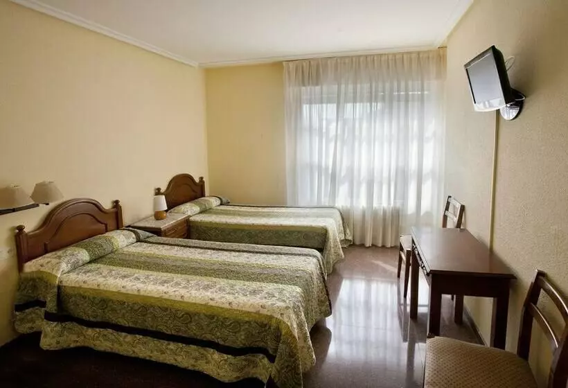 Standard Room, Hostal Hispano