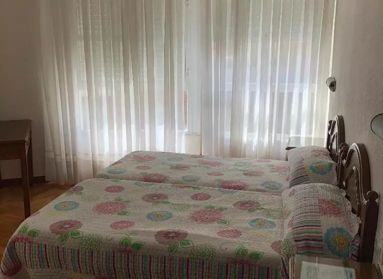 Standard Room, Hostal Hispano