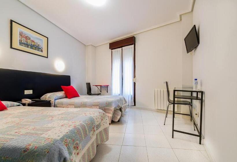 חדר סטנדרט עם מרפסת, Pensión La Mar