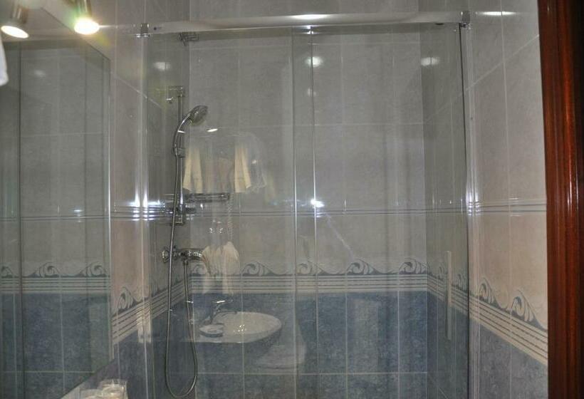 غرفة قياسية, Pension Alameda