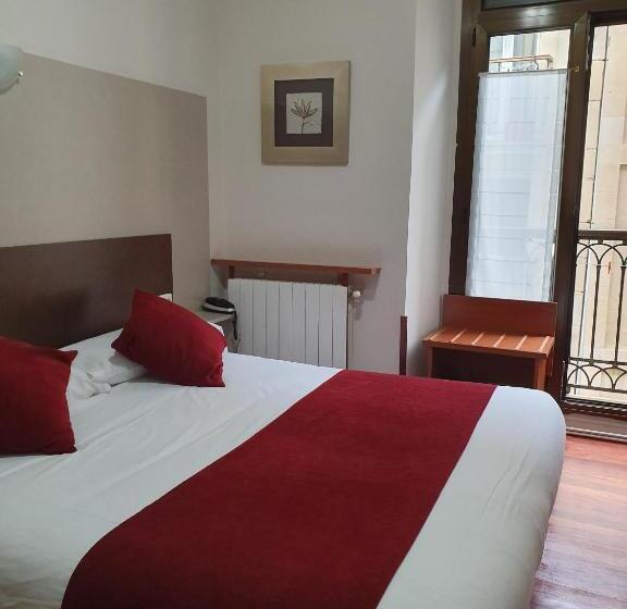 غرفة قياسية فردية مزودة بشُرفة, Pension Alameda