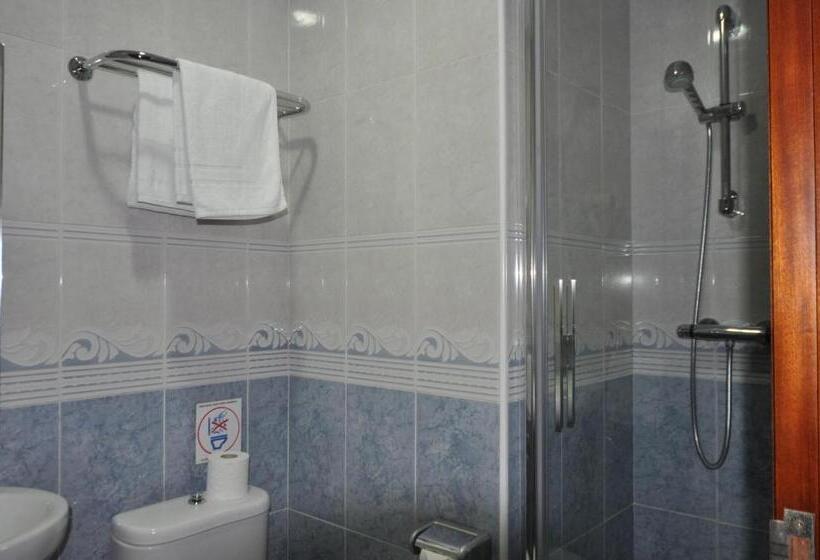 غرفة قياسية فردية مزودة بشُرفة, Pension Alameda