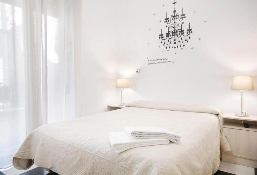 اتاق استاندارد با سرویس بهداشتی مشترک, Pension Mesones