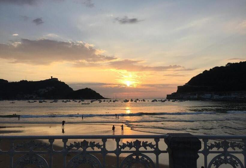 标准间带阳台, Pension Urkia