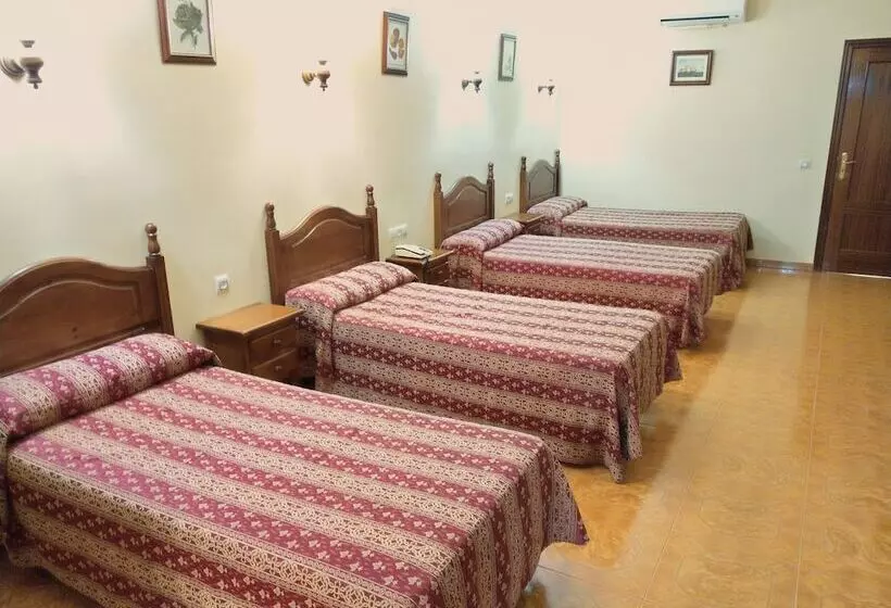 スタンダード４人部屋, Hostal Bellido