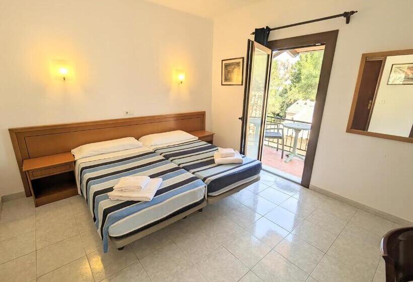 اتاق استاندارد, Don Carlos