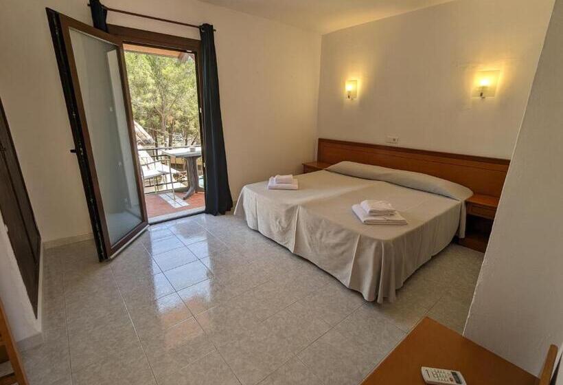 اتاق استاندارد, Don Carlos