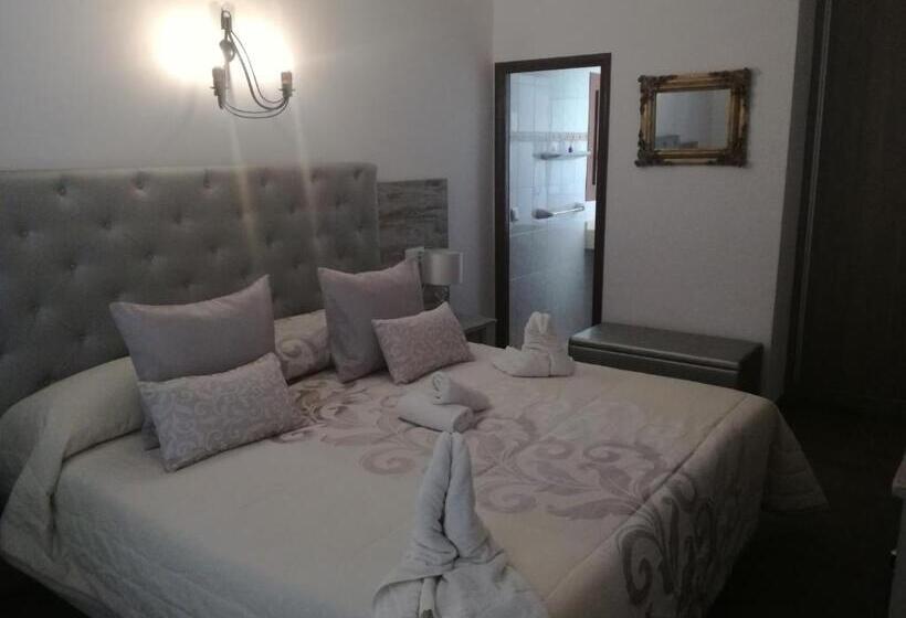 اتاق استاندارد با تراس, Boutique Hostal Mistral