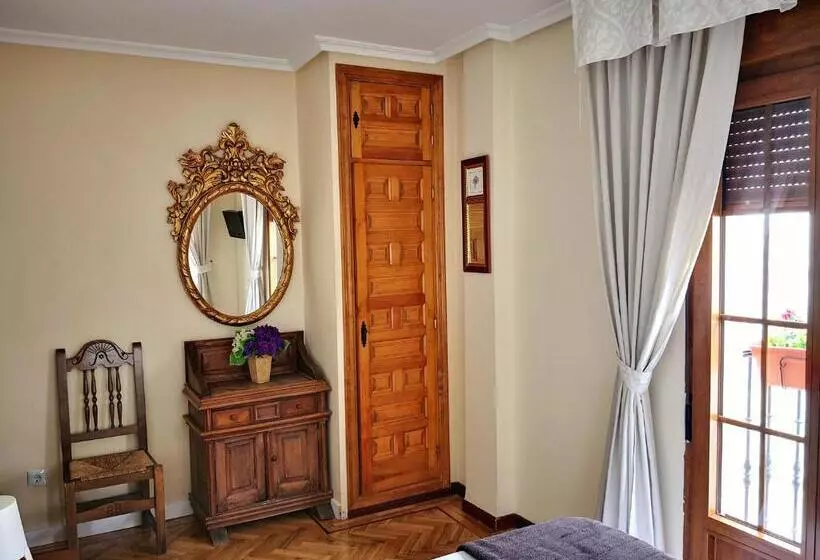 スタンダードルーム, Hostal Alcántara