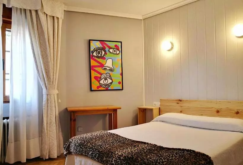 スタンダードルーム, Hostal Alcántara