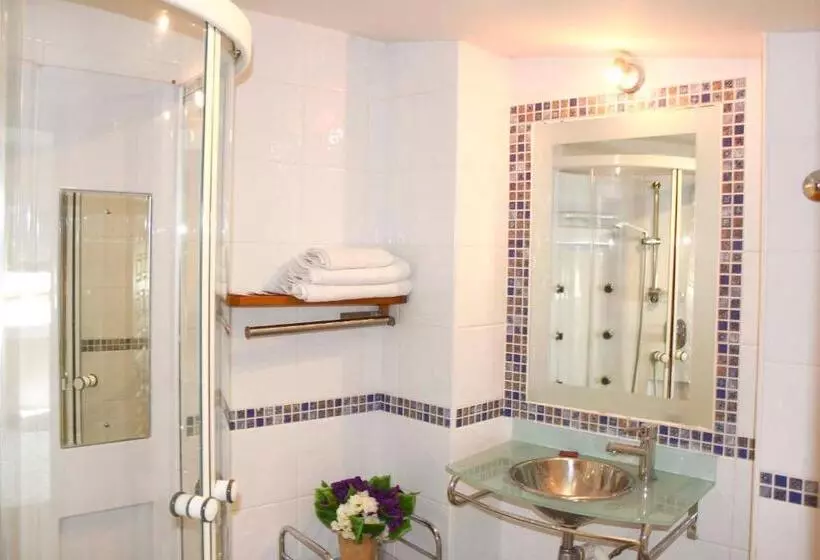 スタンダードトリプルルーム, Hostal Alcántara