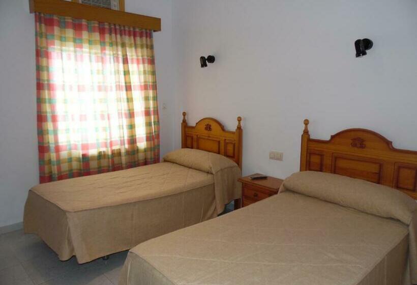 Номер Стандарт, Hostal Arias