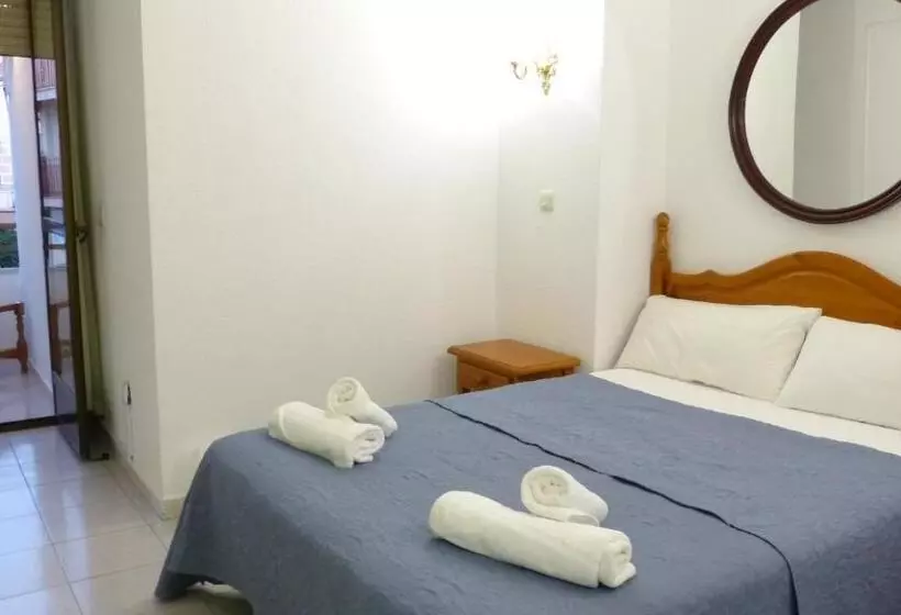 Cameră Standard cu Terasă, Hostal Candeleda