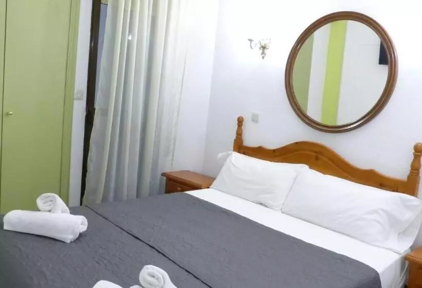 Cameră Standard cu Terasă, Hostal Candeleda
