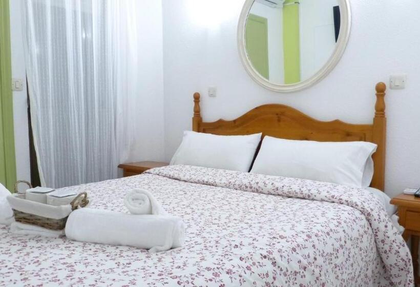 Номер Стандарт с Террасой, Hostal Candeleda