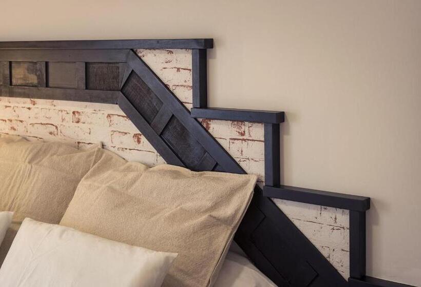 海景标准间带阳台, Hostal Chelsea