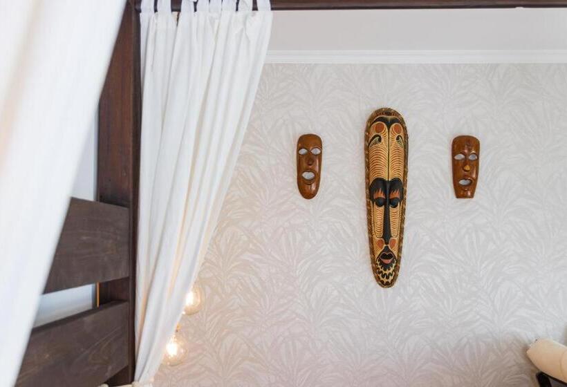 标准间带阳台, Hostal Chelsea