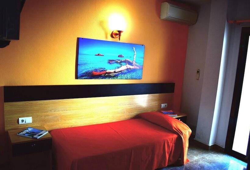 اتاق استاندارد یک نفره, Hostal Horizonte