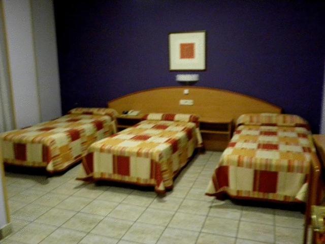 غرفة قياسية ثلاثية, Hostal Las Fuentes