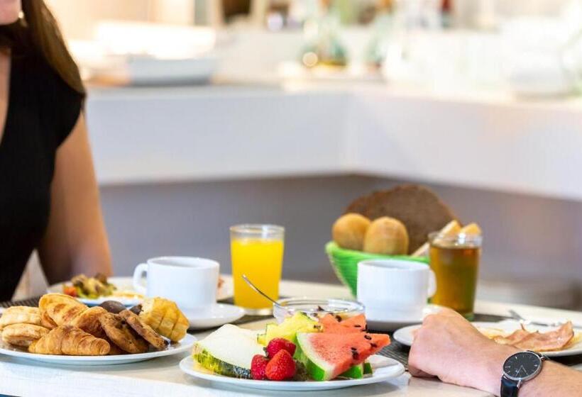 バルコニー付きスタンダードルーム, Hostal Neptuno