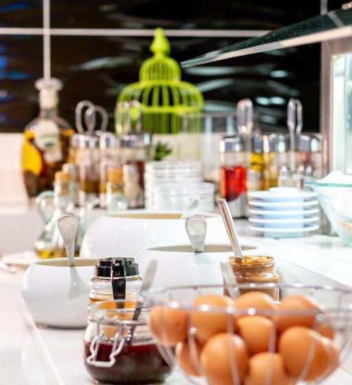 バルコニー付きスタンダードルーム, Hostal Neptuno