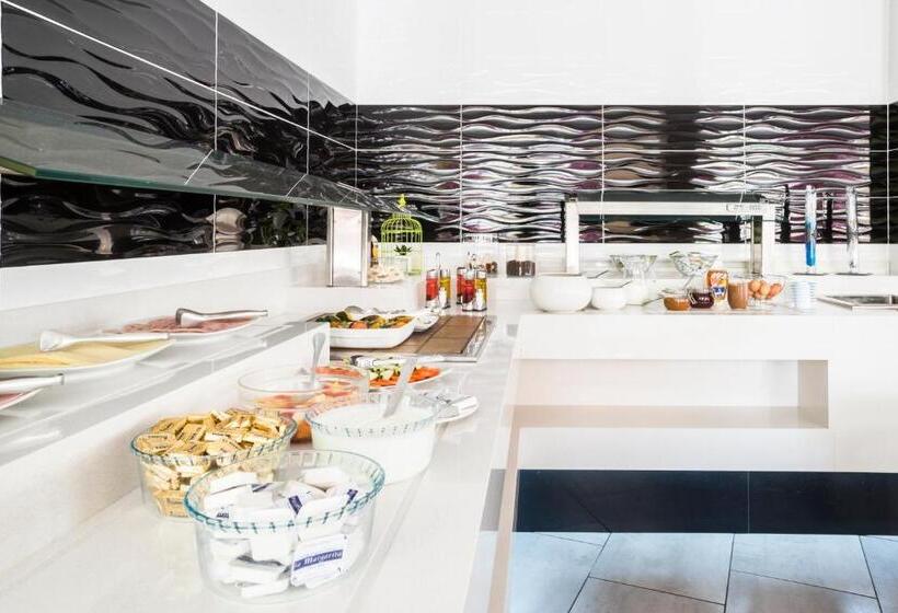 オーシャンビュースタンダードルームバルコニー付き, Hostal Neptuno